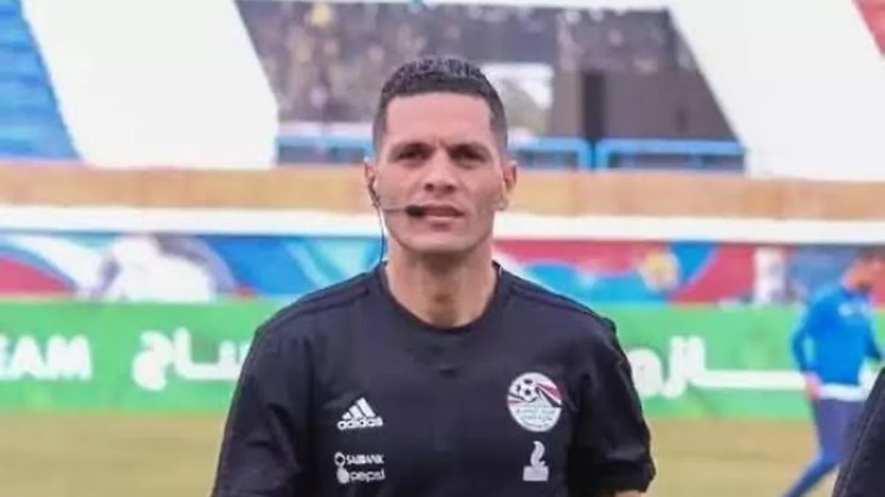 أدار مباراة في ليبيا أمس.. توفيق السيد ينتقد تعيين حكم لقاء الأهلي وسيراميكا